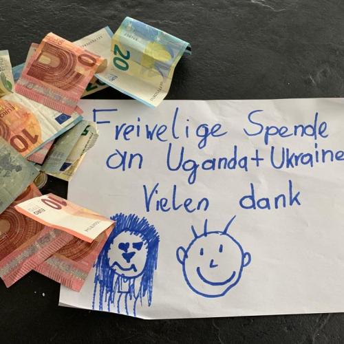 Spendengelder für die Ukraine und Uganda